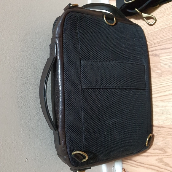 Fossil Messenger/Sling Bag - Picture 6 of 6